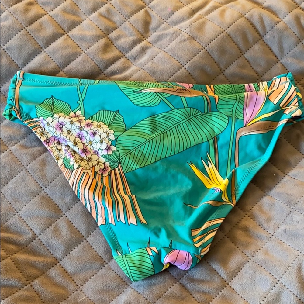 Trina Turk bathing suit bottoms US 4